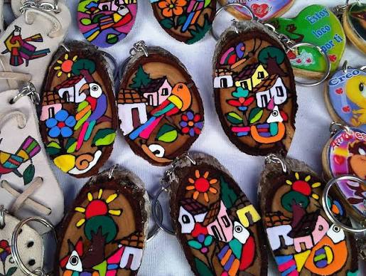 Taller de artesanía familiar en Oratorio de Concepción